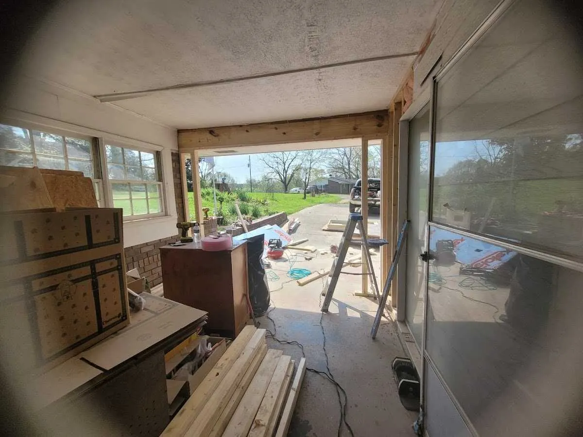 Air movers and dehumidifier for Drying & Dehumidification in Rockford